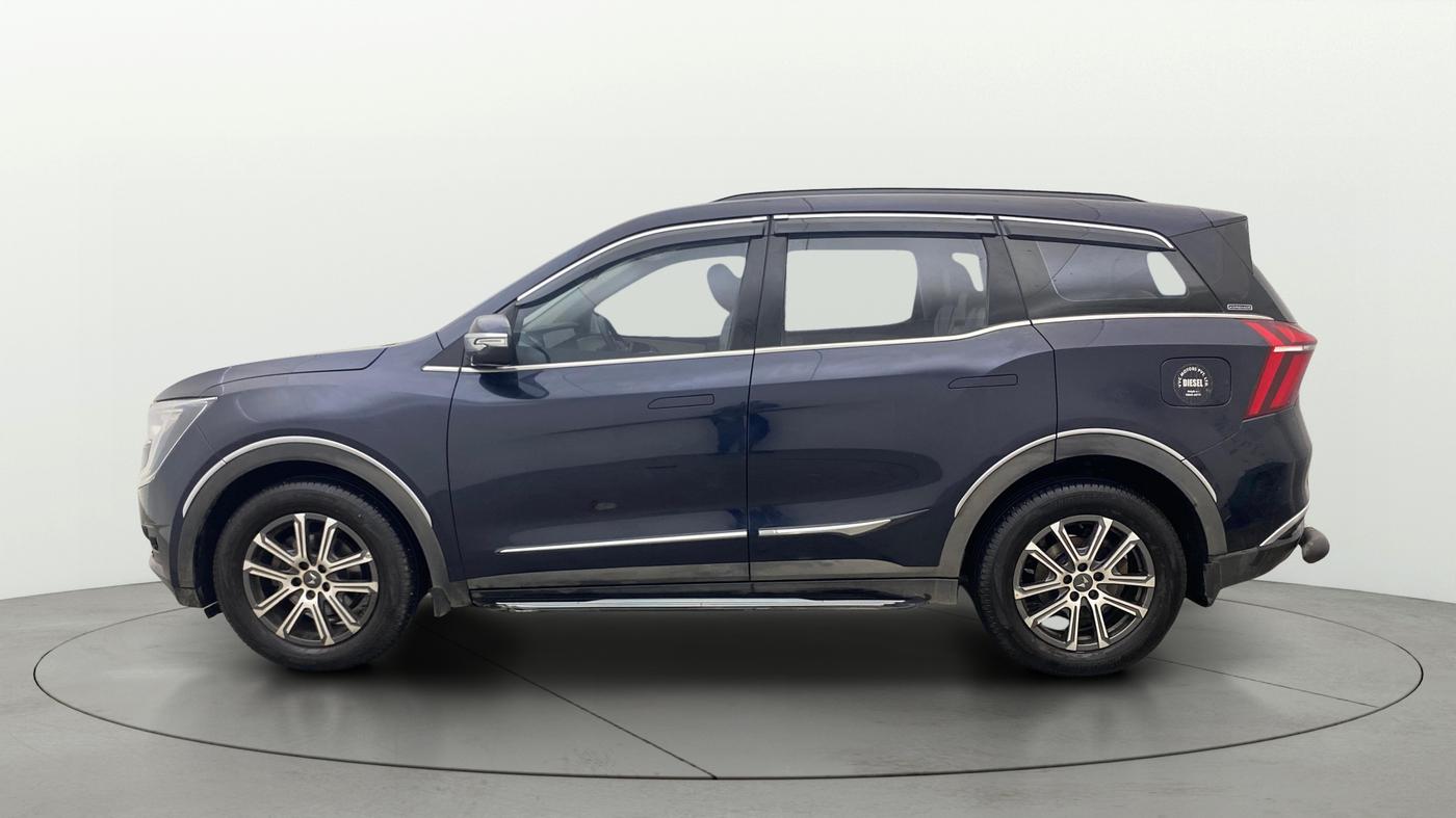 2023 Mahindra XUV700 AX 7 D AT 7 STR, Diesel, Automatic, 83,843 km, Left Side