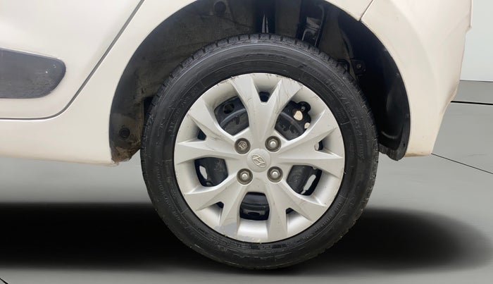 2016 Hyundai Grand i10 SPORTZ 1.2 KAPPA VTVT, Petrol, Manual, 84,826 km, Left Rear Wheel