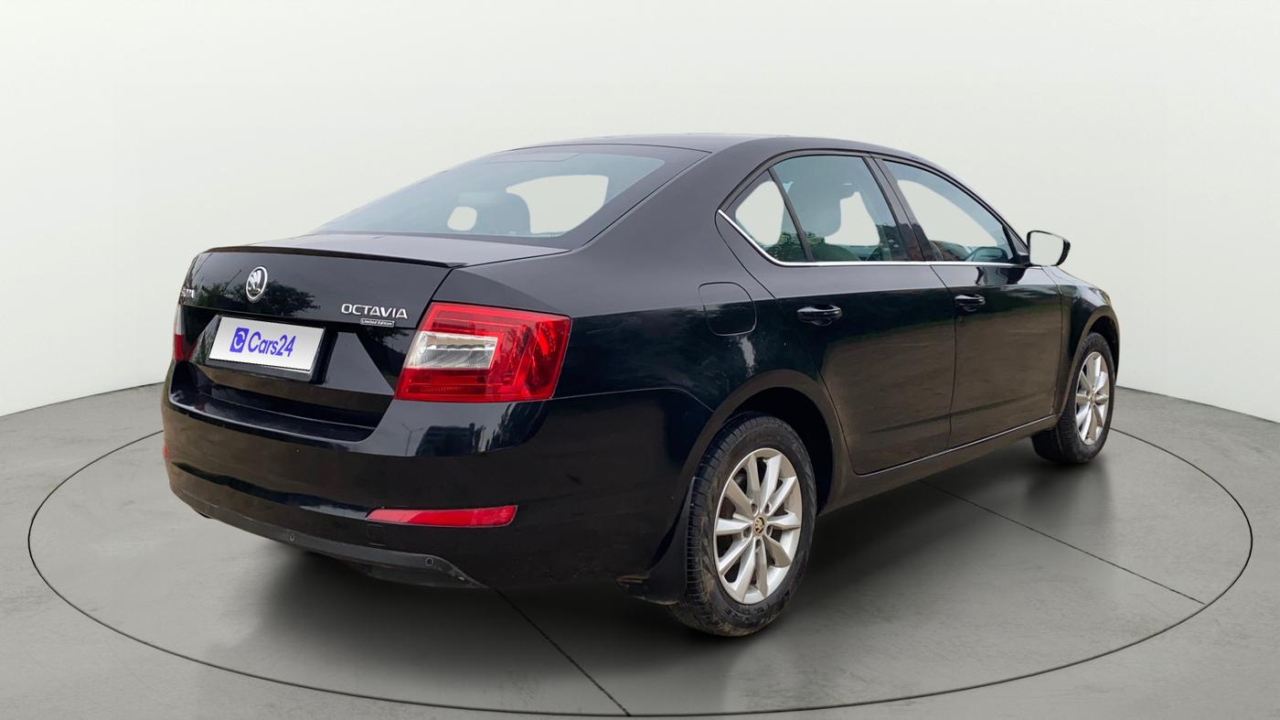 2014 Skoda Octavia ELEGANCE 1.8 TSI AT, Petrol, Automatic, 89,206 km, Right Back Diagonal