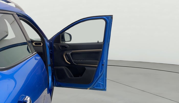 2021 Renault Kiger RXT AMT, Petrol, Automatic, 40,204 km, RHS Front Door