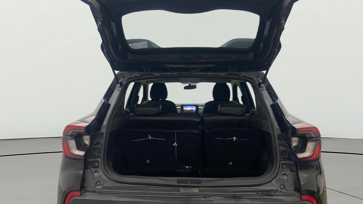 2023 Renault Kiger RXT (O) MT, Petrol, Manual, 24,753 km, Boot Open Zoomed View
