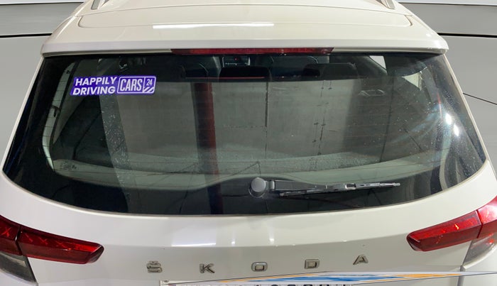 2022 Skoda KUSHAQ AMBITION 1.0L TSI MT, Petrol, Manual, 49,470 km, Rear Windshield