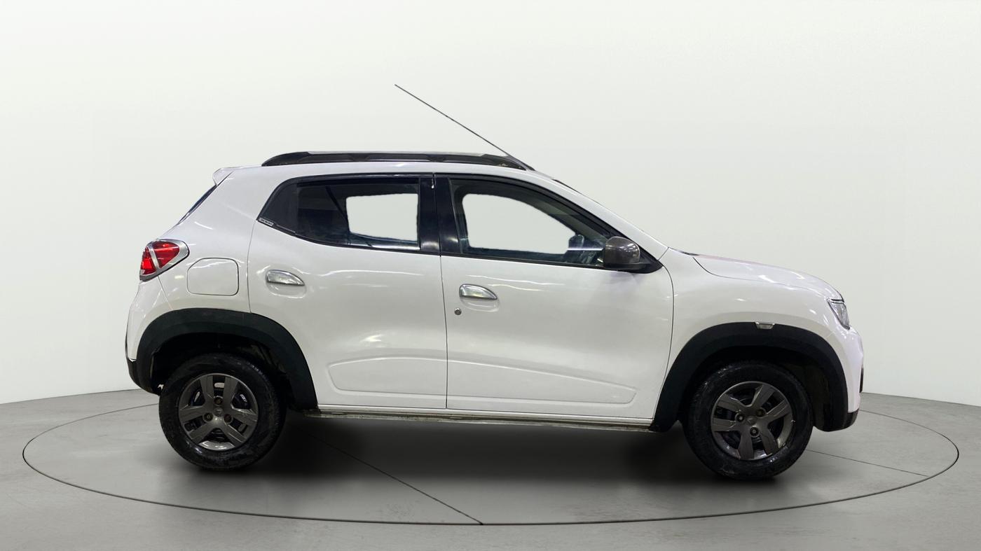 2017 Renault Kwid RXT 1.0 AMT, Petrol, Automatic, 30,365 km, Right Side View