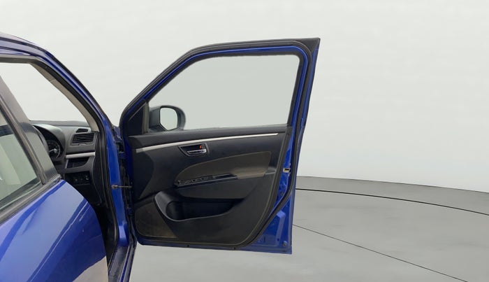 2014 Maruti Swift VXI, Petrol, Manual, 81,684 km, RHS Front Door