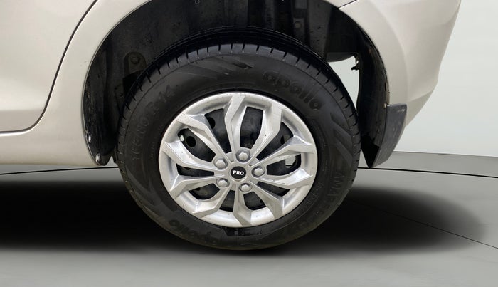 2014 Maruti Swift VXI, Petrol, Manual, 72,574 km, Left Rear Wheel