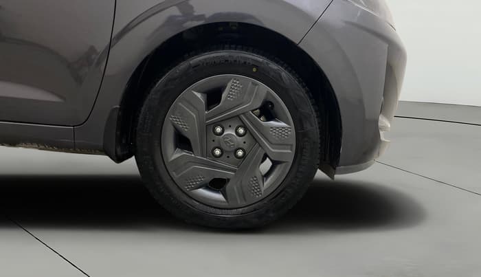 2022 Hyundai GRAND I10 NIOS MAGNA CORPORATE EDITION 1.2 KAPPA VTVT, Petrol, Manual, 57,155 km, Right Front Wheel