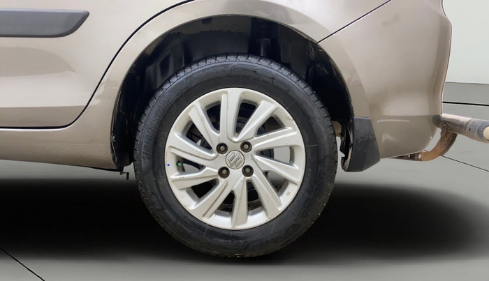 2015 Maruti Swift Dzire ZXI, Petrol, Manual, 1,37,216 km, Left Rear Wheel
