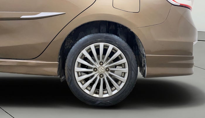 2015 Maruti Ciaz ZDI+ SHVS RS, Diesel, Manual, 96,967 km, Left Rear Wheel