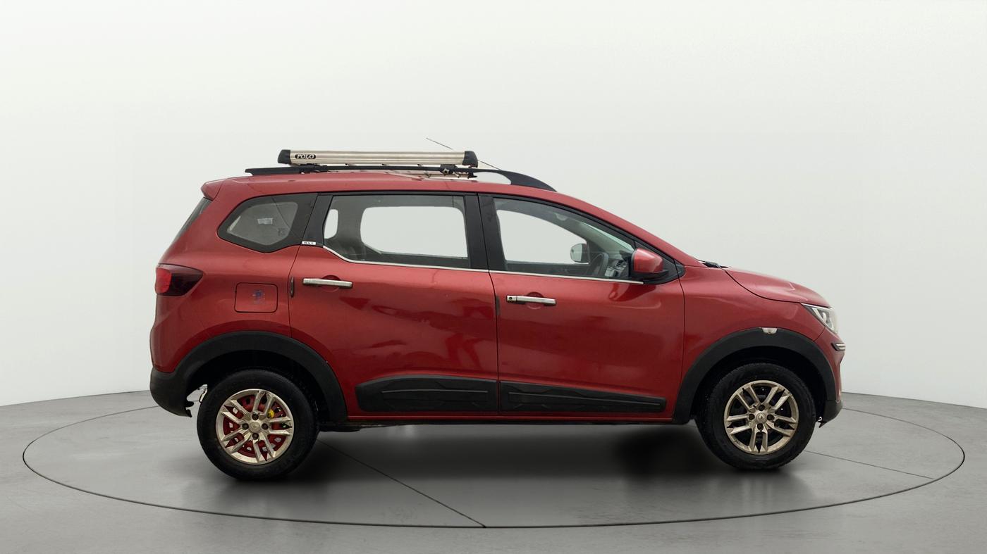 2019 Renault TRIBER RXT, Petrol, Manual, 56,337 km, Right Side View