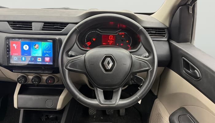 2020 Renault TRIBER RXE MT, Petrol, Manual, 39,097 km, Steering Wheel Close Up