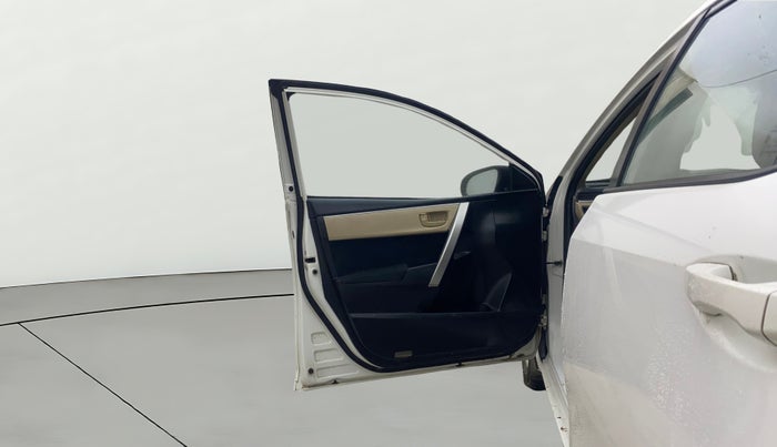 2015 Toyota Corolla Altis JS PETROL, Petrol, Manual, 85,878 km, LHS Front Door