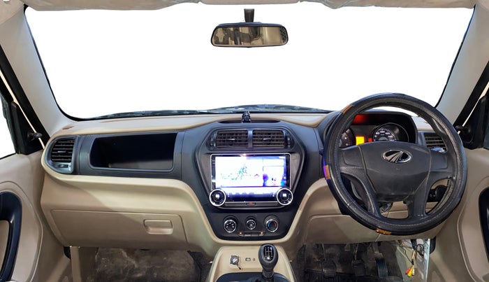 2018 Mahindra TUV300 T6 PLUS, Diesel, Manual, 57,016 km, Dashboard