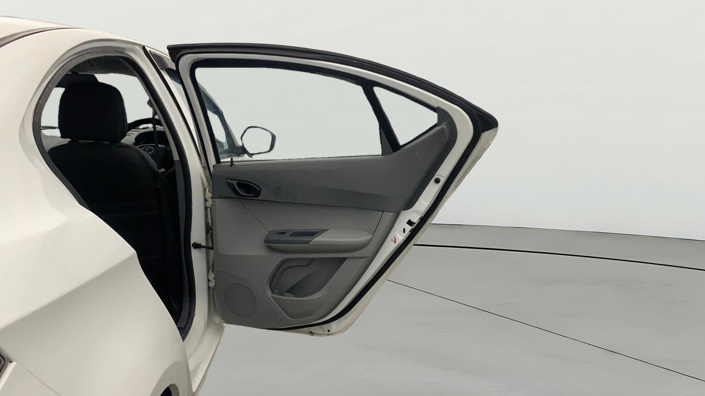 2022 Tata TIGOR XM PETROL, Petrol, Manual, 43,812 km, RHS Rear Door