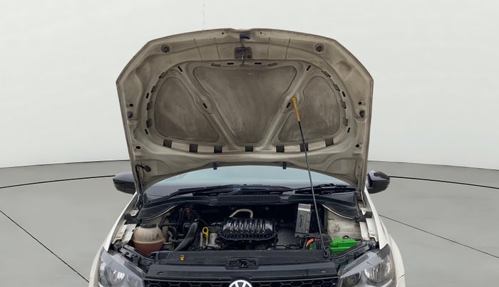 2018 Volkswagen Polo HIGHLINE PLUS 1.0 16 ALLOY, Petrol, Manual, 73,237 km, Open Bonet