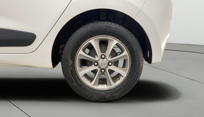2016 Hyundai Grand i10 ASTA (O) 1.2 KAPPA VTVT, Petrol, Manual, 1,34,357 km, Left Rear Wheel