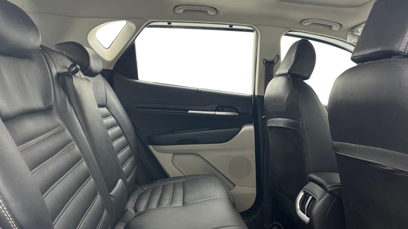 2021 KIA SONET HTX 1.5, Diesel, Manual, 64,663 km, Right Side Rear Door Cabin