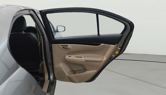 2017 Maruti Ciaz ZETA 1.4  MT PETROL, CNG, Manual, 78,293 km, RHS Rear Door