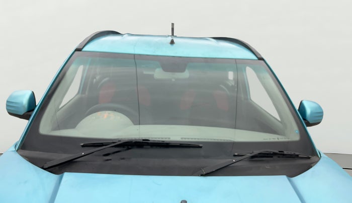 2015 Mahindra Kuv100 K8 5 STR, Petrol, Manual, 37,128 km, Front Windshield