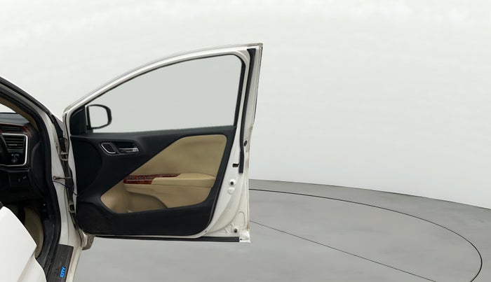 2020 Honda City 1.5L I-DTEC ZX, Diesel, Manual, 98,573 km, RHS Front Door