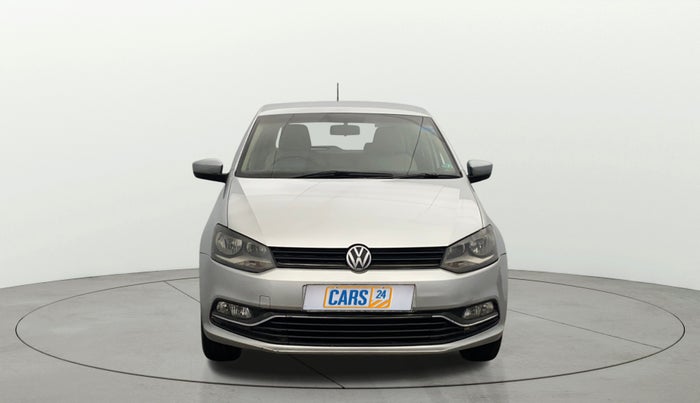 2014 Volkswagen Polo HIGHLINE1.2L, Petrol, Manual, 1,28,170 km, Front