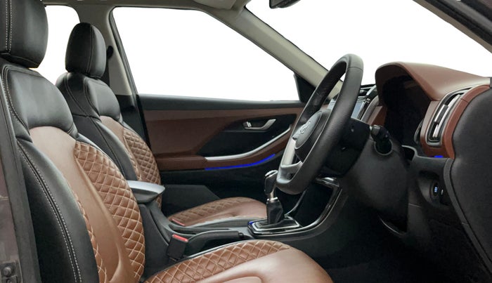 2022 Hyundai ALCAZAR PRESTIGE 2.0 MT 7STR, Petrol, Manual, 38,148 km, Right Side Front Door Cabin