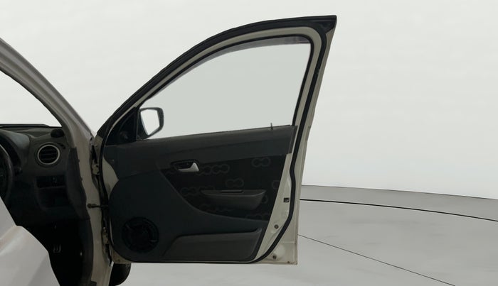 2014 Maruti Alto 800 LXI, Petrol, Manual, 63,021 km, RHS Front Door