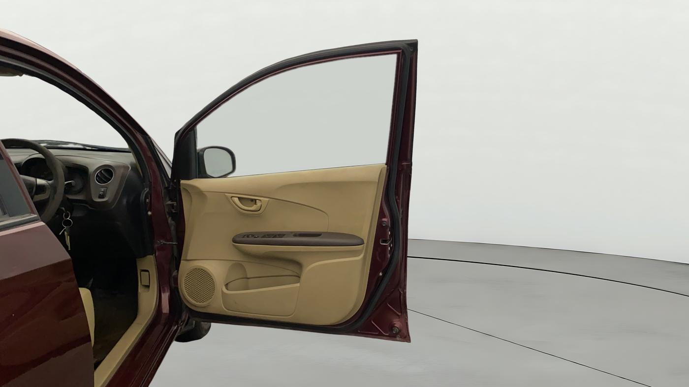 2013 Honda Amaze 1.5L I-DTEC S, Diesel, Manual, 93,477 km, RHS Front Door