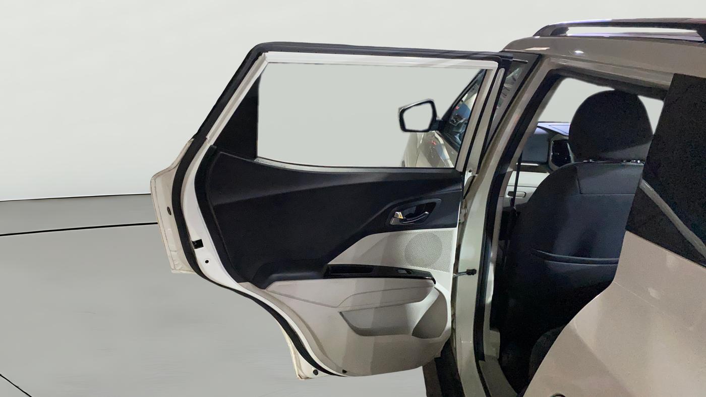 2023 Mahindra XUV300 W8 1.2 PETROL, Petrol, Manual, 22,230 km, LHS Rear Door