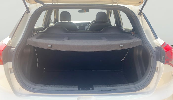 2019 Hyundai i20 Active 1.2 S, Petrol, Manual, 29,032 km, Boot Open Zoomed View