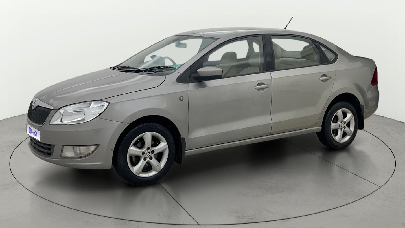 2013 Skoda Rapid ELEGANCE 1.6 MPI MT, Petrol, Manual, 69,053 km, Left Front Diagonal