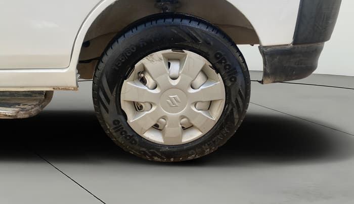 2020 Maruti Eeco 7 STR, Petrol, Manual, 44,986 km, Right Front Wheel