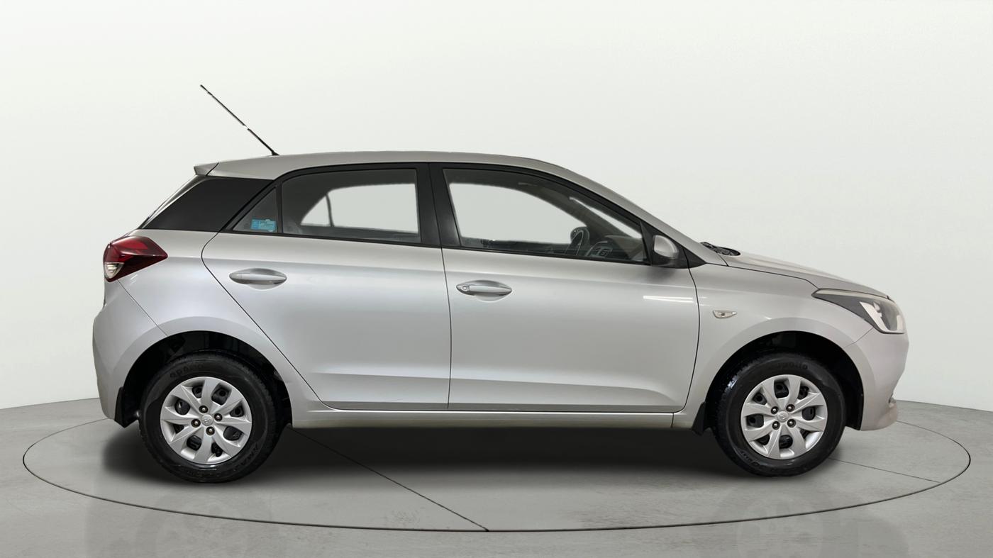 2016 Hyundai Elite i20 MAGNA 1.2, Petrol, Manual, 24,451 km, Right Side View