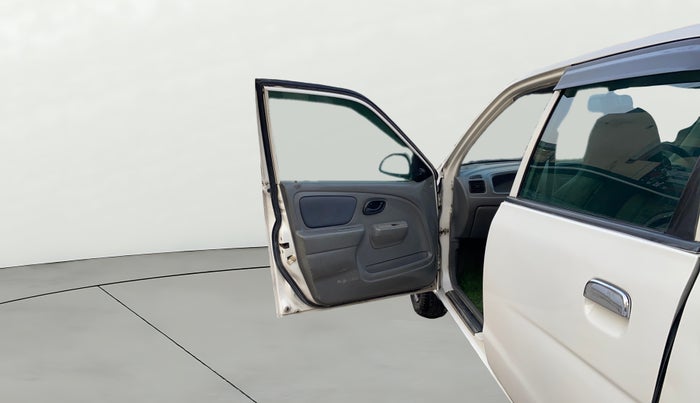 2014 Maruti Alto K10 VXI, Petrol, Manual, 69,702 km, LHS Front Door