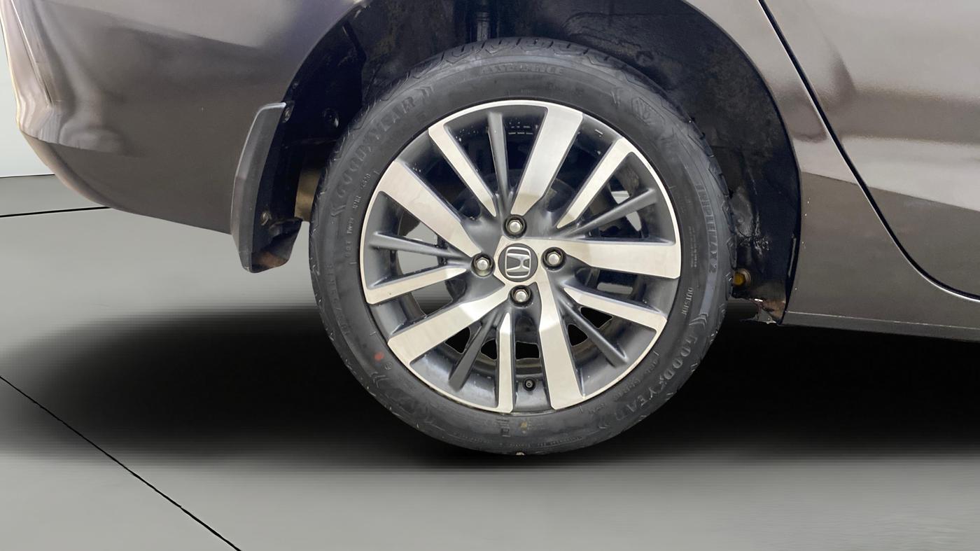 2021 Honda City 1.5L I-DTEC ZX, Diesel, Manual, 32,732 km, Right Rear Wheel