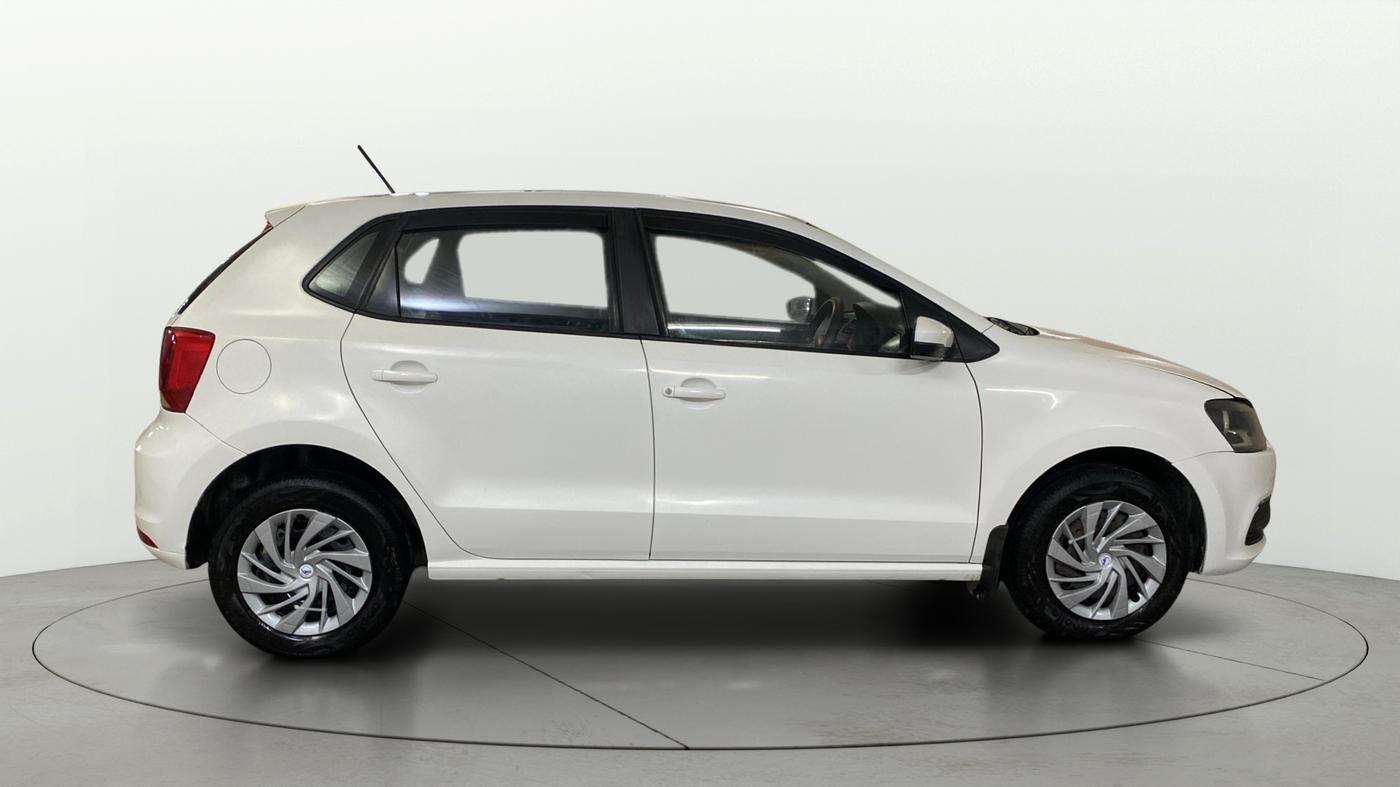 2019 Volkswagen Polo TRENDLINE 1.0L, Petrol, Manual, 67,707 km, Right Side View