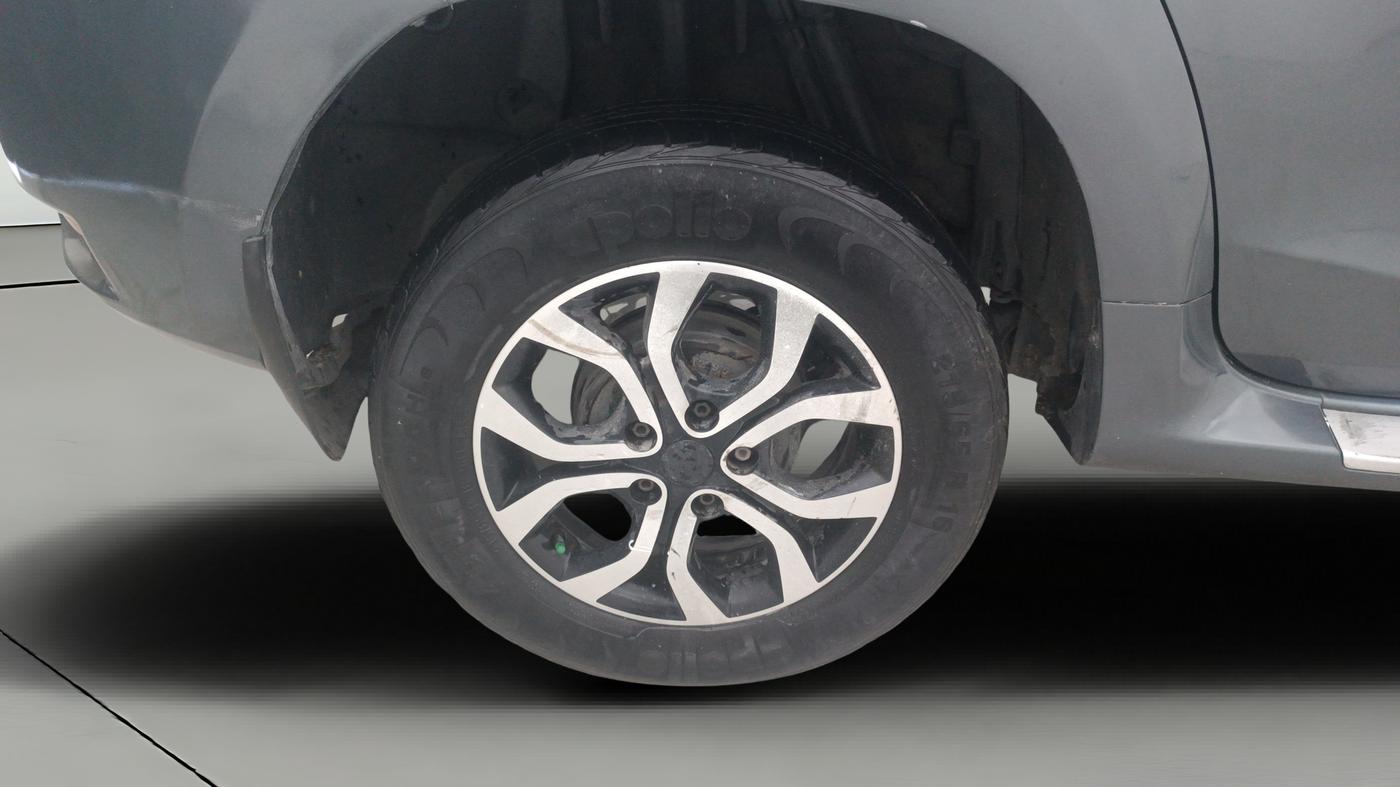 2013 Nissan Terrano XL D PLUS, Diesel, Manual, 1,37,777 km, Right Rear Wheel