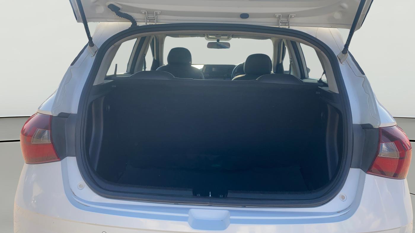 2021 Hyundai NEW I20 MAGNA 1.2 MT, Petrol, Manual, 37,237 km, Boot Open Zoomed View