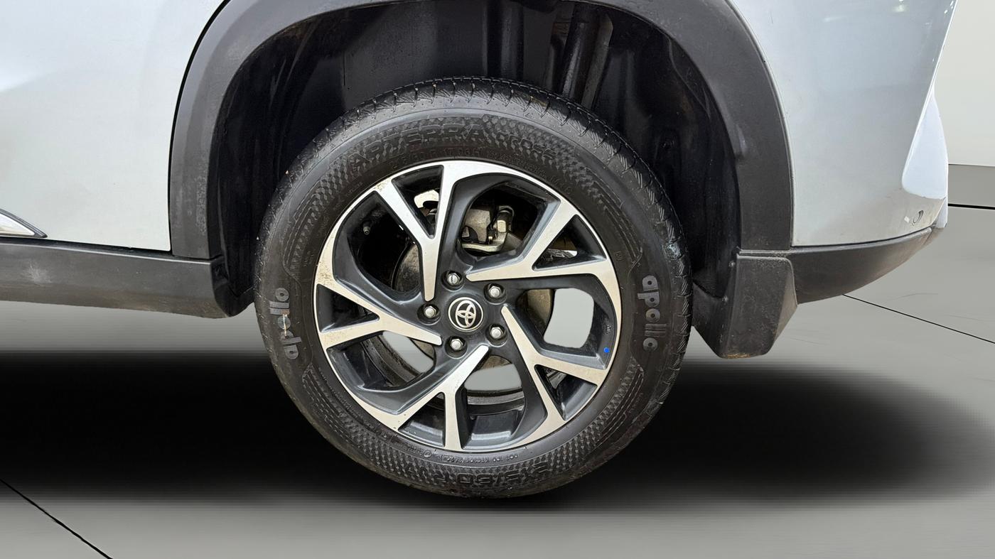 2024 Toyota URBAN CRUISER HYRYDER G HYBRID, Hybrid, Automatic, 28,355 km, Left Rear Wheel