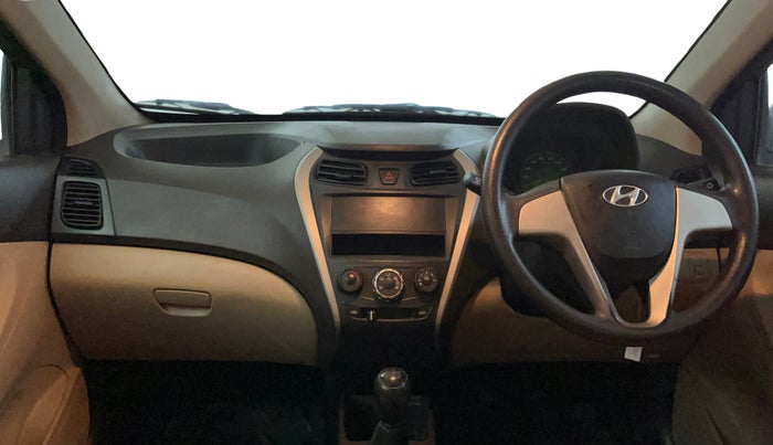 2018 Hyundai Eon ERA PLUS (O), Petrol, Manual, 26,023 km, Dashboard
