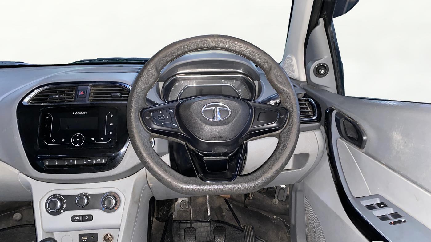 2020 Tata TIGOR XZ PETROL, Petrol, Manual, 61,814 km, Steering Wheel Close Up