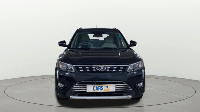 2021 Mahindra XUV300 W8 (O) 1.5 DIESEL, Diesel, Manual, 75,937 km, Front