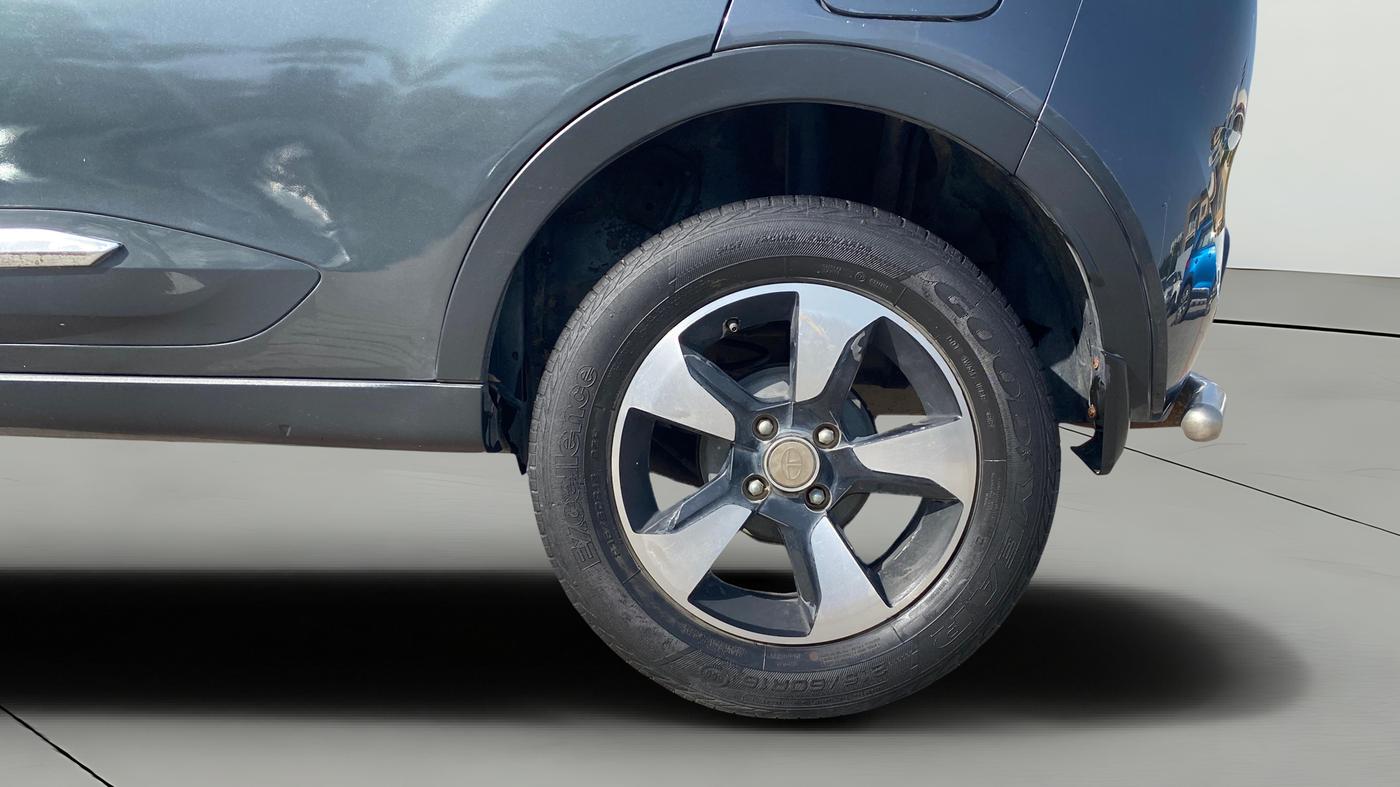 2018 Tata NEXON XZA PLUS PETROL, Petrol, Automatic, 59,408 km, Left Rear Wheel