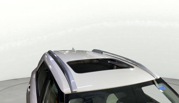 2023 Hyundai VENUE SX 1.2 PETROL, Petrol, Manual, 24,199 km, Roof