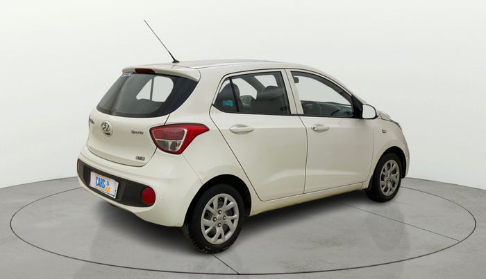 2017 Hyundai Grand i10 SPORTZ 1.2 KAPPA VTVT, Petrol, Manual, 63,498 km, Right Back Diagonal