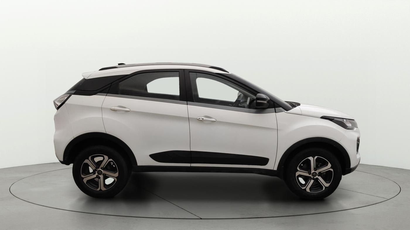2021 Tata NEXON XZ PLUS (O) DIESEL, Diesel, Manual, 1,02,929 km, Right Side View