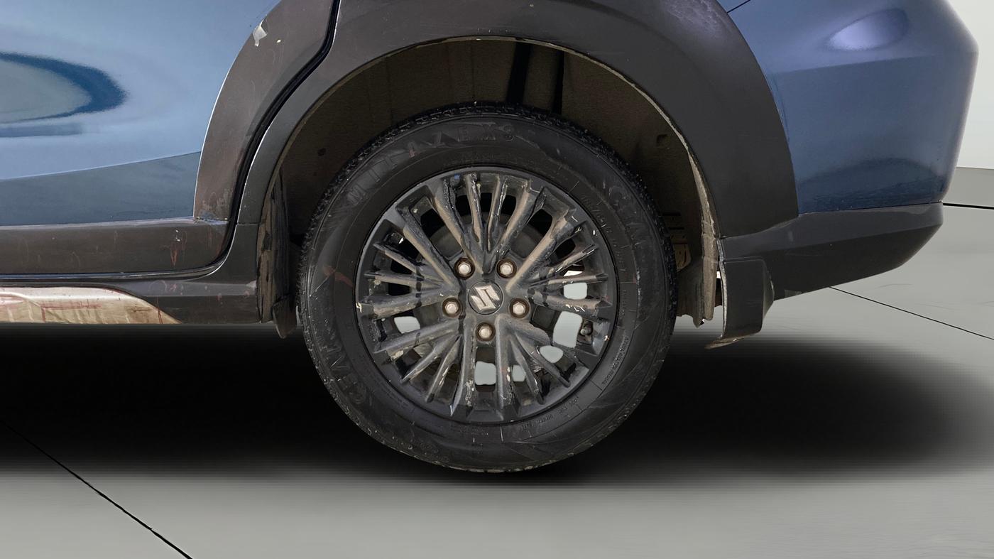 2019 Maruti XL6 ALPHA AT, Petrol, Automatic, 1,03,970 km, Left Rear Wheel