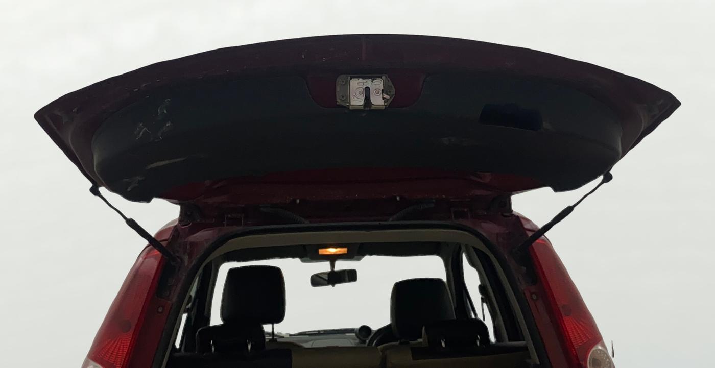 2015 Maruti Ritz VXI, CNG, Manual, 1,30,066 km, Boot Door Open