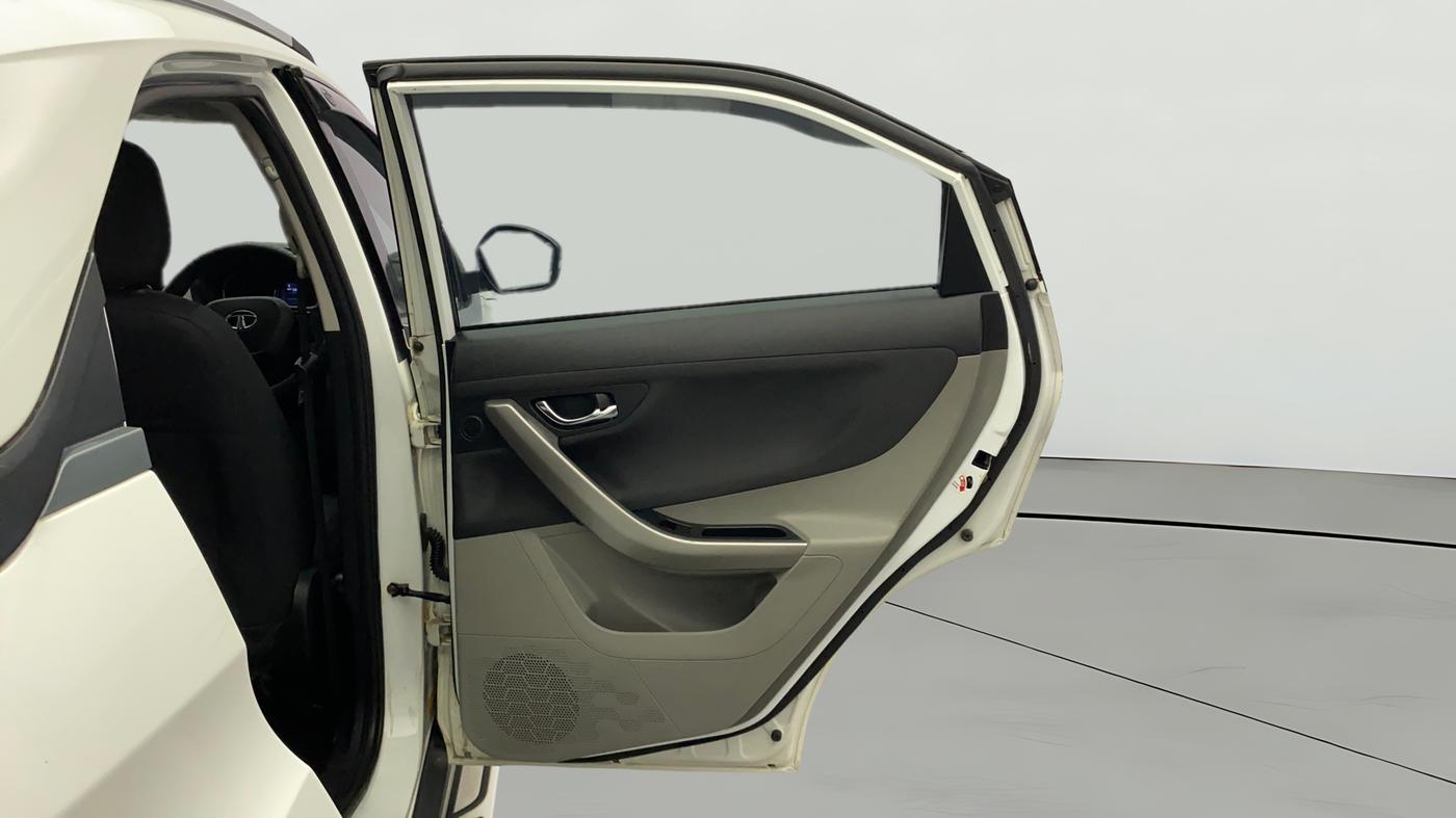 2019 Tata NEXON XZA PLUS PETROL, Petrol, Automatic, 33,857 km, RHS Rear Door