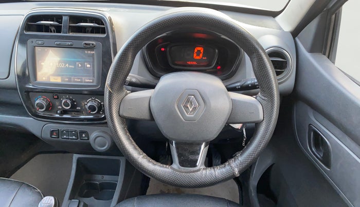 2016 Renault Kwid RXT 0.8, CNG, Manual, 40,164 km, Steering Wheel Close Up