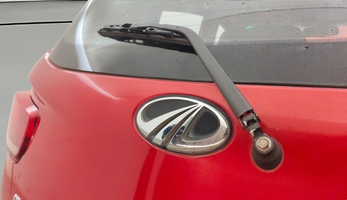 2016 Mahindra Kuv100 K8 D 6 STR, Diesel, Manual, 26,028 km, Rear Wiper